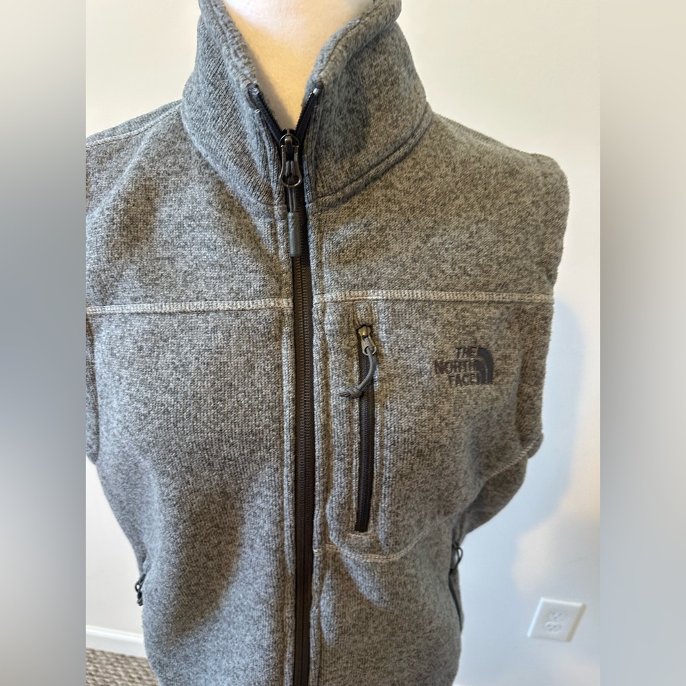 The North Face Gray Fleece Jacket Men’s Size Medium - Picture 2 of 7